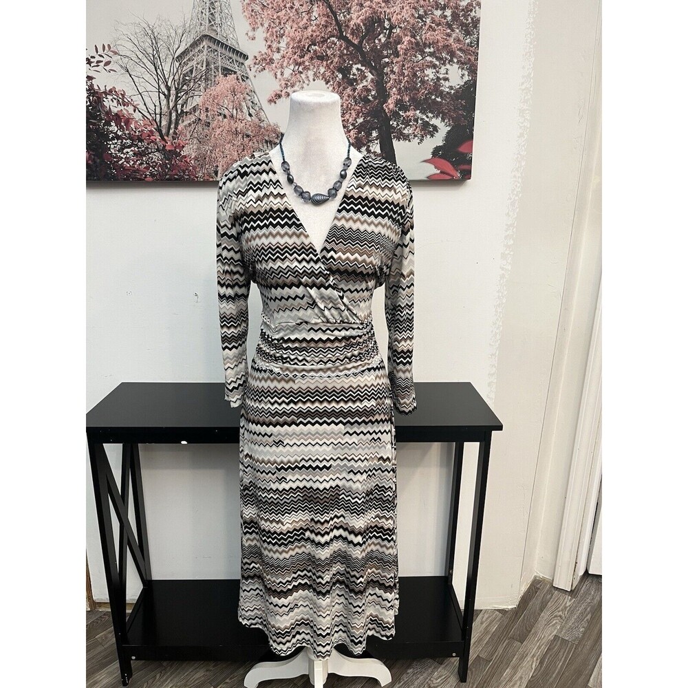 Nine & Co By Nine West Women’s Dress Size S Pullover Geometric V Neck Surplice